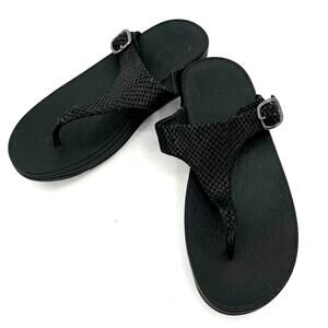 Fitflop women’s The Skinny Black Snake leather flip flop platform sandals shoes
